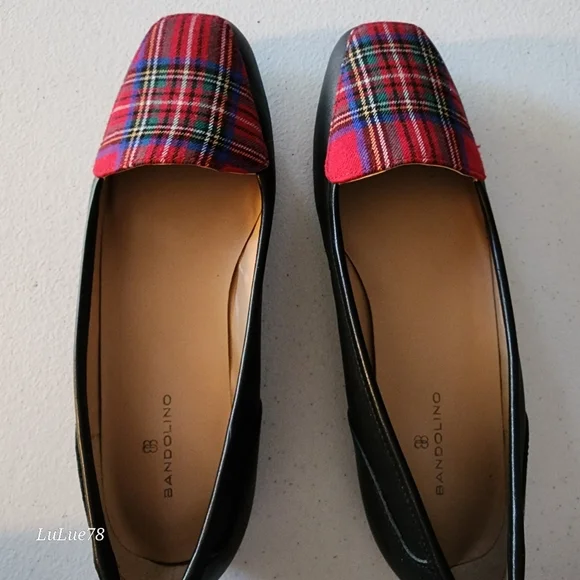 Bandolino Liberty Red Plaid and Black Leather Loafers 6M - Picture 3 of 9